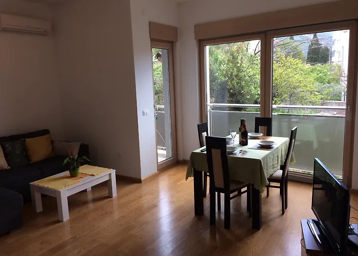 Masha Apartment